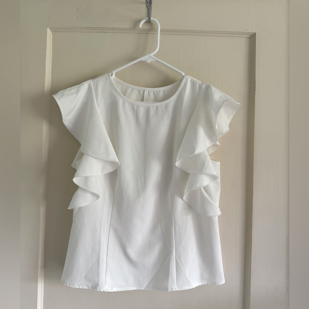 Sleeveless Ruffle Blouse, Cream, Size L